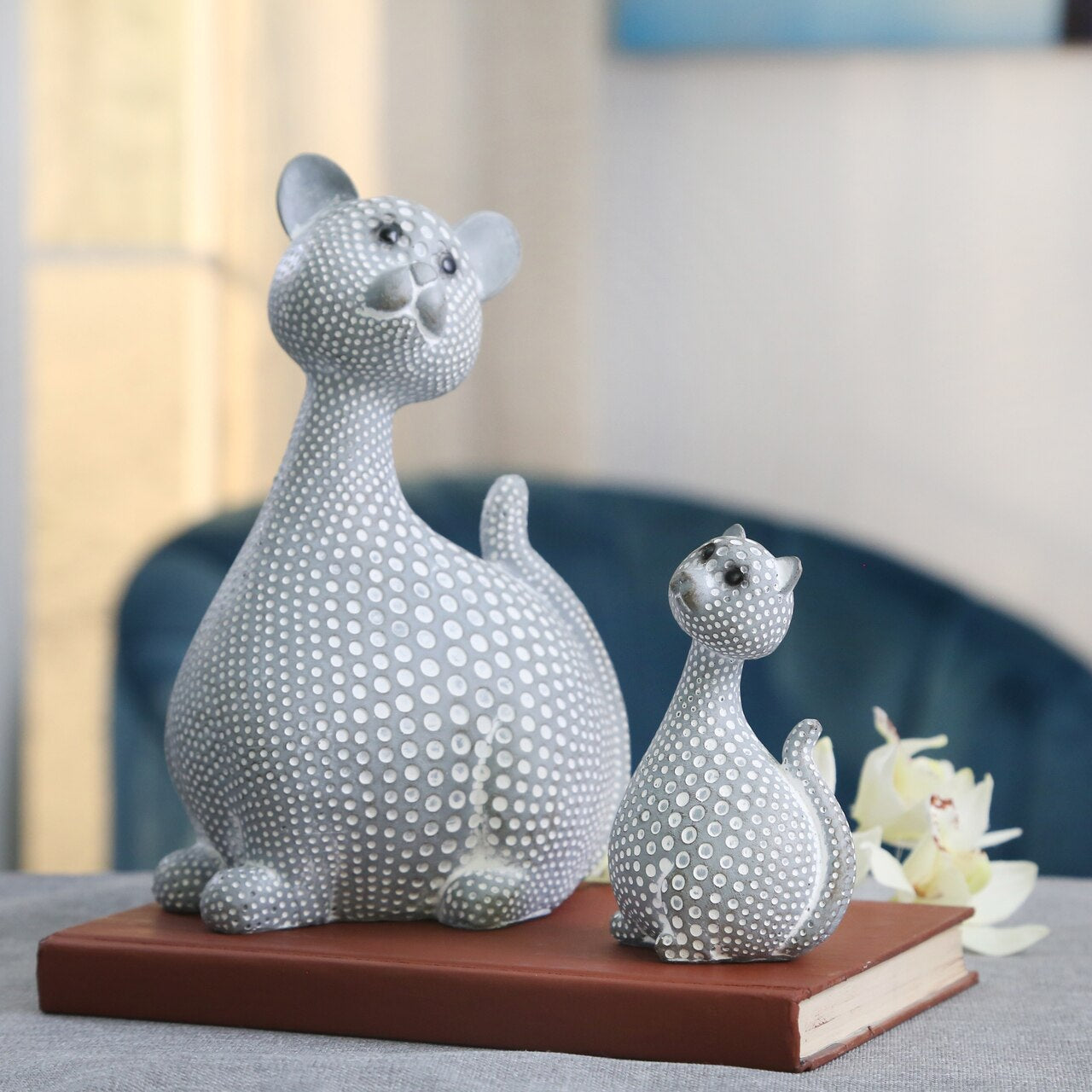 Gray Spotted Cat 4.5"