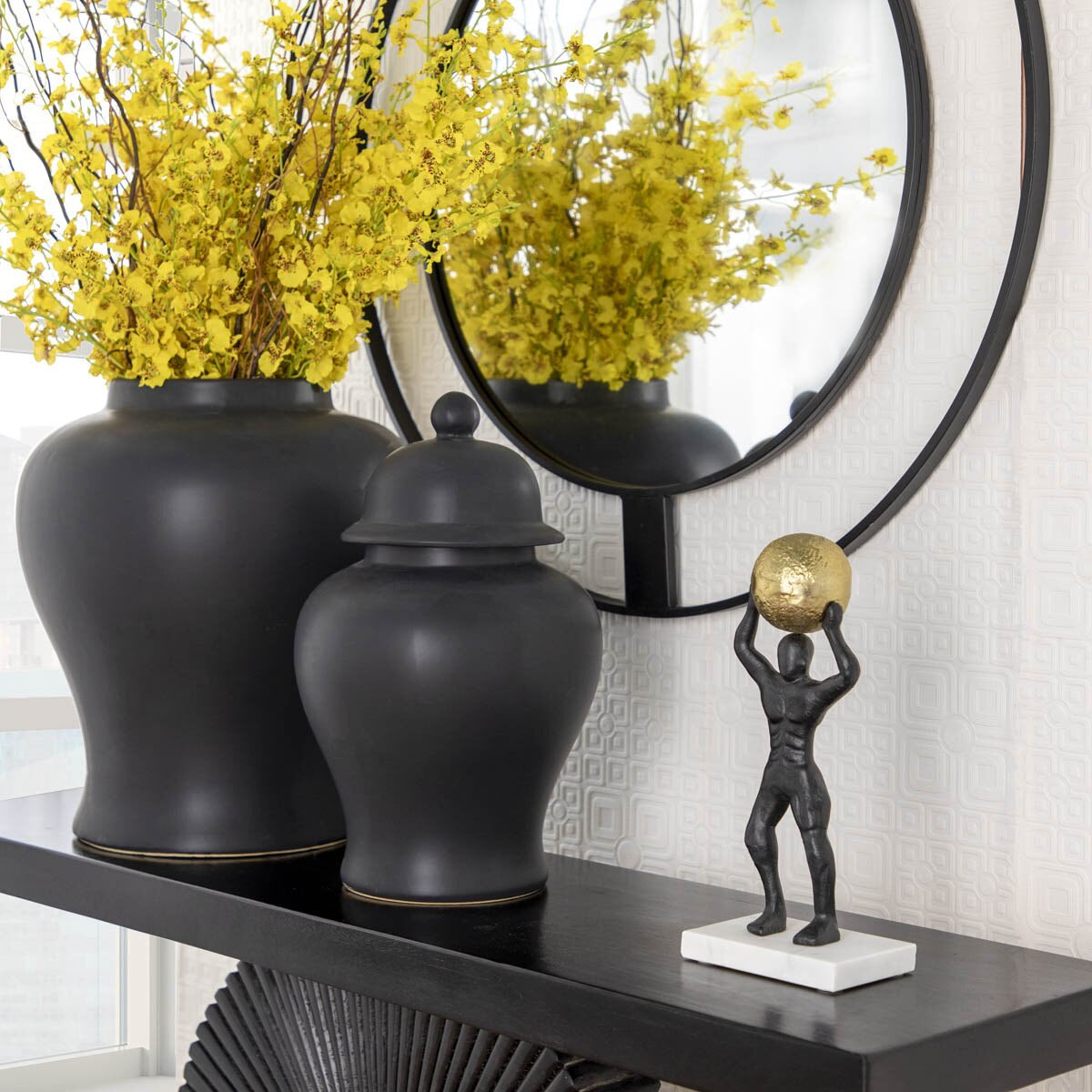 Metal 13"h Man Ball On Top, Black/gold