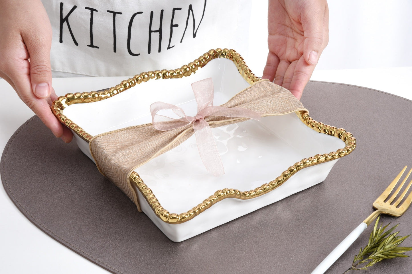 PAMPA BAY LUNCHEON NAPKIN HOLDER IN GOLDEN SALERNO