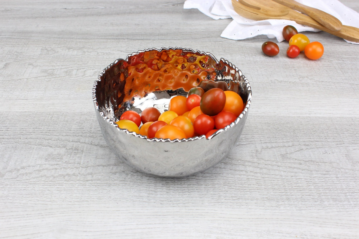 Pampa Bay Silver Medium Round Bowl